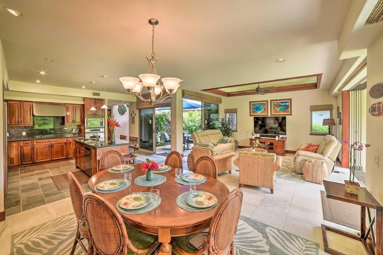 Holiday home Tropical Escape With Pool Access About 1 Mile To Beach Waikoloa