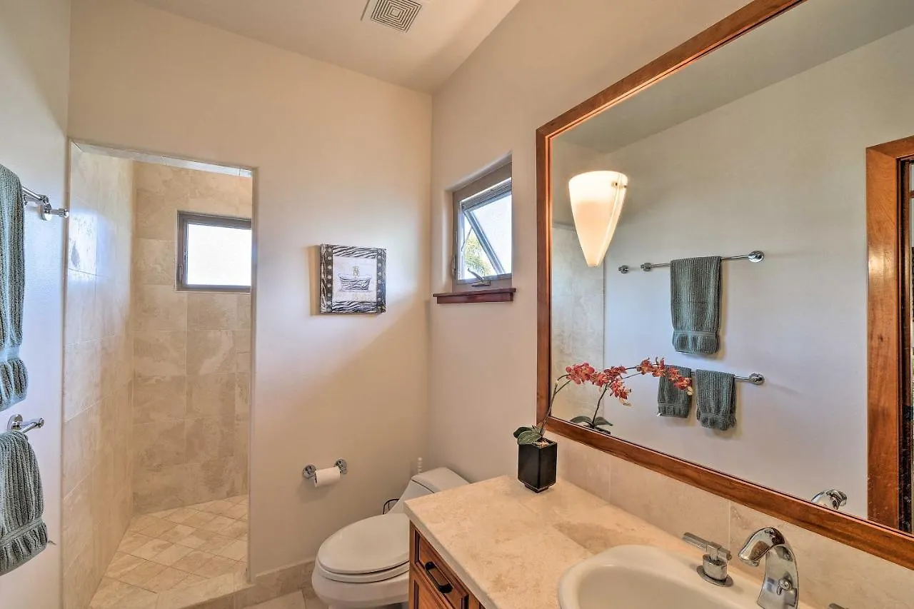 Holiday home Tropical Escape With Pool Access About 1 Mile To Beach Waikoloa United States