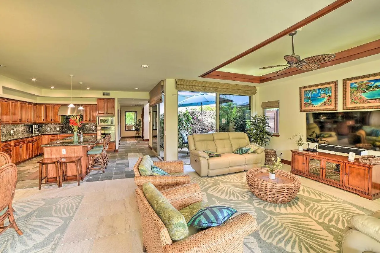 Holiday home Tropical Escape With Pool Access About 1 Mile To Beach Waikoloa